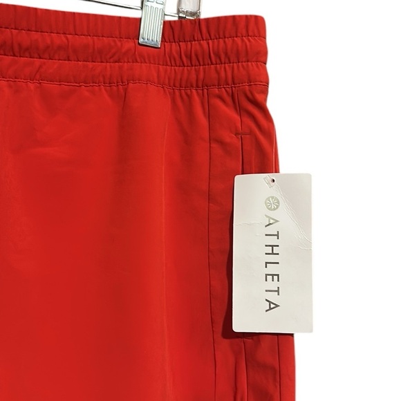 ATHLETA BAJA SHORT NWT Hibiscus Red Wrinkle resistant Light Weight Size 14 - Picture 10 of 14